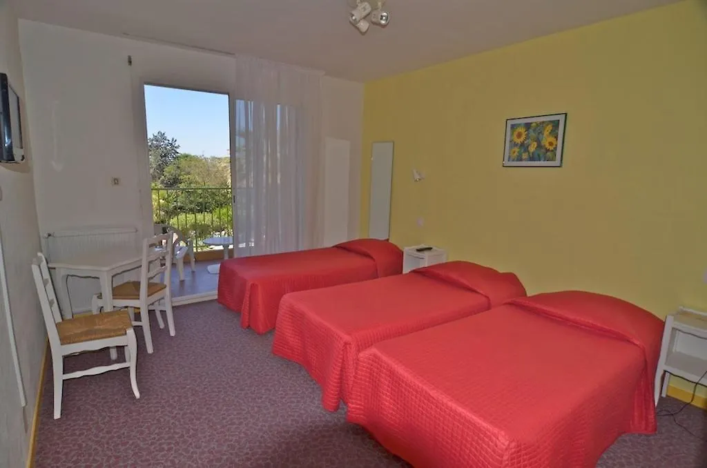 **  Le Petit Nice Hotel Saint-Cyr-sur-Mer France